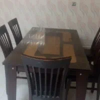 میز غذاخوری