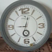 ساعت دیواری