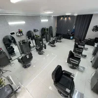 آرایشگر مردانه باکیفیت کاری خوب بصورت اجاره