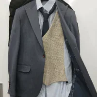 کت و شلوار بسیار نو و شیک