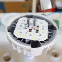 تعمیر تخصصی لامپ پرژکتور لوستر هالوژن محافظ|خدمات پیشه و مهارت|اراک, |دیوار