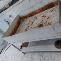 میز کار و لگن