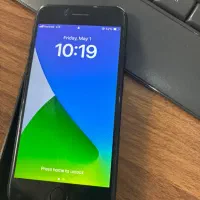 ایفون se2020