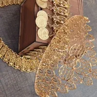 تاج و کمر آب‌طلا