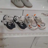 کفش هایه در حد نو سایز ۲۳ ۲۵
