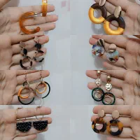 ۸ مدل گوشواره رنگی مجلسی و اسپرت