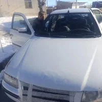 سمند 88سه لکه رنگ شاسی یکی اونم پشت چراغی