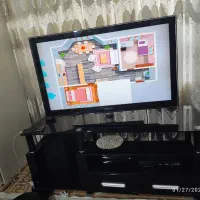 تلویزیون40 اینج و زیر تلویزیونی