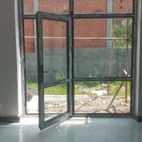 پنجره تازه ساخت آماده استفاده
