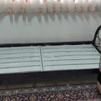 تخت فلزی تک نفره