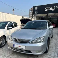 تویوتا کمری گرند