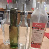 شیشه آبغوره خوری و روغن پاشی