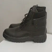 بوت سایز 39 نو