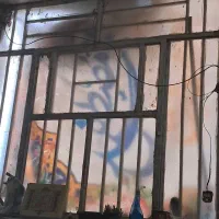 پنجره ۲متر در۲متر