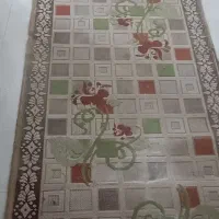 فرش یک در3/5 بهمراه پادری گلیمی همگی سالم