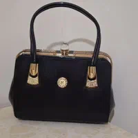 کیف مجلسی|کیف، کفش، کمربند|تبریز, |دیوار