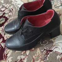 کفش سایز 40