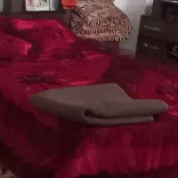 روتختی زرشکی