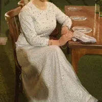 لباس شب|لباس|ری, اقدسیه|دیوار