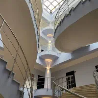 تور اقتصادی وان