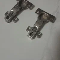 تعدادی لولا و دسته کابینت در حد نو  بفروش میرسه