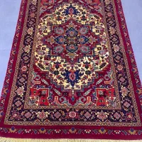 فرش دستباف (بساک) فرش  به این زیبایی ندیدم ابریشم|فرش|مشکین‌دشت, |دیوار