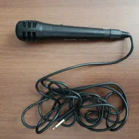 میکروفن سیم دار