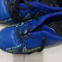 کفش فوتبالی|ورزش‌های توپی|قروه, |دیوار