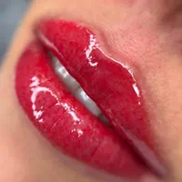 کاور تتوی قدیمی،پرکردن ابروهای کم حجم،رفع کبودی لب|خدمات آرایشگری و زیبایی|یزد, |دیوار