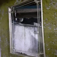 اینه قاب فلزی