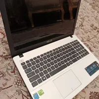 لپ تاب در حد نو