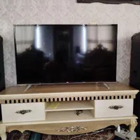 تلوزیون 49اینچ مارک TCL کاملا سالم