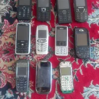 تعدادی گوشی نوکیا و اندروید و تبلت