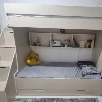 تخت دو طبقه