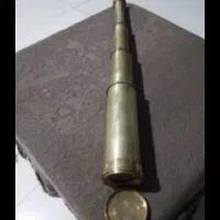 دوربین برنجی اصلی