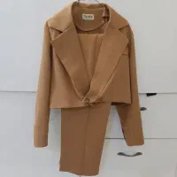 کت کراپ و شلوار