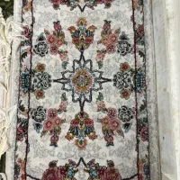 فرش|فرش|تهران, فلسطین (میدان انقلاب)|دیوار