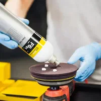 خدمات زیبایی در محل با مواد عالی