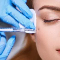 فیلر و بوتاکس با قیمت ویژه تزریق توسط پزشک