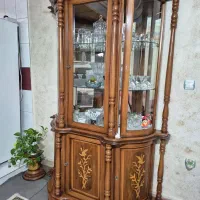 بوفه چوبی کلاسیک سالم و مجلل