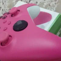 دسته صورتی ایکس باکس سری اس و ایکس|کنسول، بازی ویدئویی و آنلاین|قم, هفت تیر|دیوار