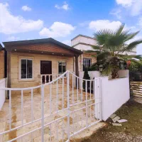 ویلا-هم-کف-لب-جاده-اصلی-زیر-قیمت-منطقه