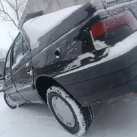 پژو 405 مدل 82