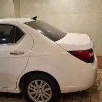 دنا پلاس سفید