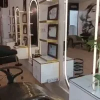 وسایل سالن زیبایی در حد نو