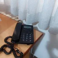 تلفن رو‌میزی