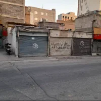 خانه-ویلایی-با-سه-مغازه