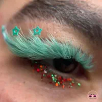 آموزش اکستنشن و کاشت مژه-لیفت و لمینت مژه و ابرو