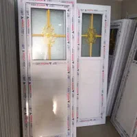 تعدادی درب پی وی سی