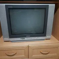 سه عدد تلویزیون هرکدام ۱/۵۰۰/۰۰۰تومان